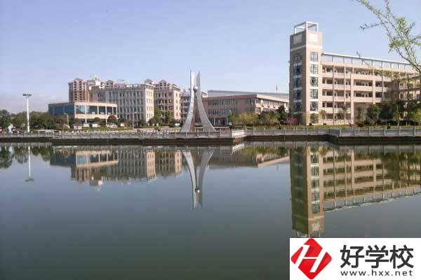 寧鄉(xiāng)市職業(yè)中專學(xué)校是公辦還是民辦？有哪些辦學(xué)成果？