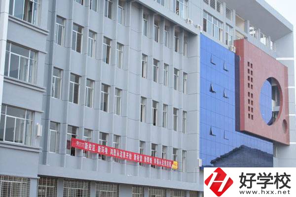 湖南學(xué)旅游專(zhuān)業(yè)有就業(yè)前景嗎？有哪些學(xué)?？梢酝扑]？