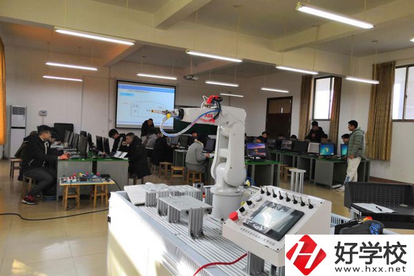 郴州職業(yè)技術(shù)學(xué)院中職部好不好？值得讀嗎？