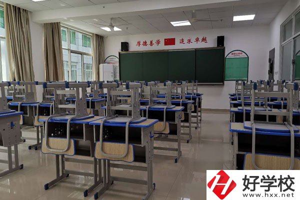 長(zhǎng)沙康明職業(yè)中專學(xué)校有什么特色專業(yè)？
