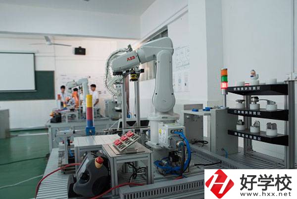 寧遠縣職業(yè)中專學校怎么樣？有哪些熱門專業(yè)？
